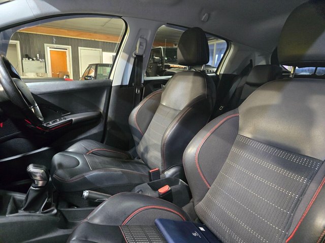 2018 PEUGEOT 208 1.6 BlueHDi GT Line Euro 6 5dr - Photo 10