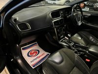 USED 2016 66 VOLVO V40 2.0 D2 R-Design Hatchback 5dr Diesel Manual Euro 6 (s/s) (120 ps) 