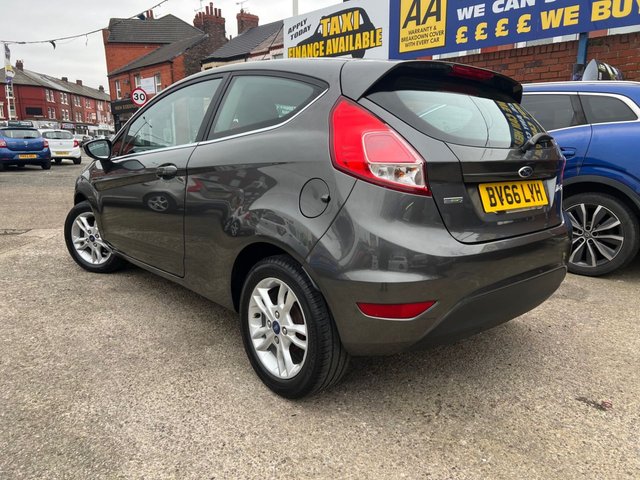 2016 FORD FIESTA - Photo 6