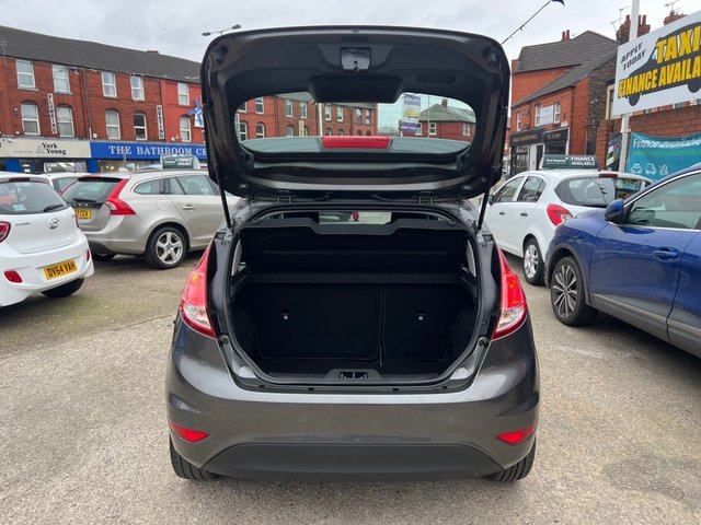 2016 FORD FIESTA - Photo 8