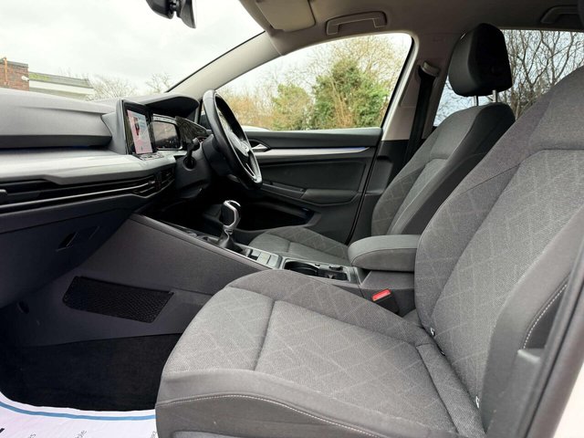 2020 Volkswagen Golf - Photo 6