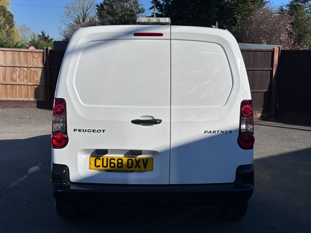 2018 PEUGEOT PARTNER - Photo 7