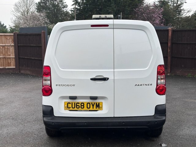 2018 PEUGEOT PARTNER - Photo 6