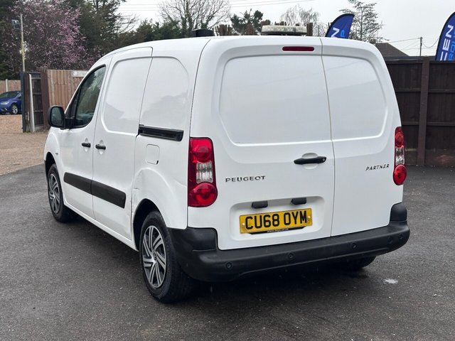 2018 PEUGEOT PARTNER - Photo 7