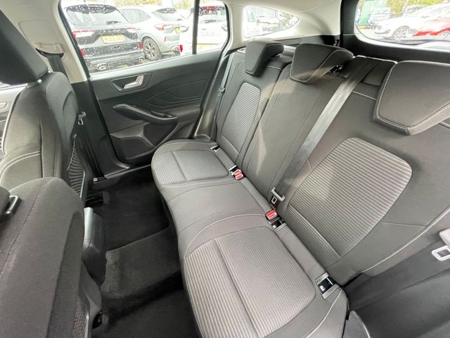 2023 Ford Focus 1L Titanium 5dr - Photo 12