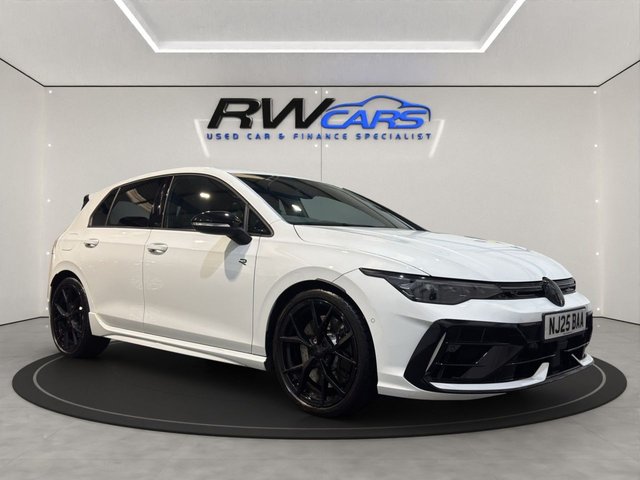 2025 Volkswagen Golf 2L R Black Edition 5dr - Photo 7