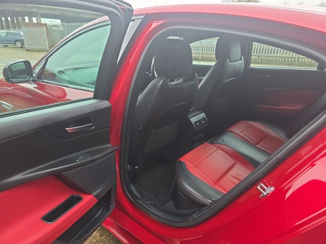 2016 JAGUAR XE - Photo 12