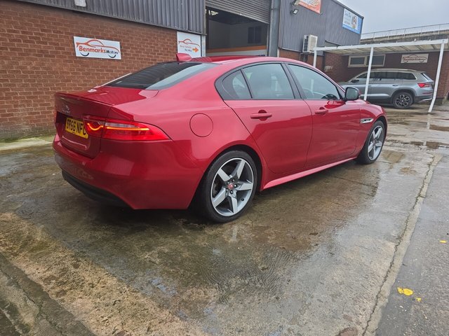 2016 JAGUAR XE - Photo 11