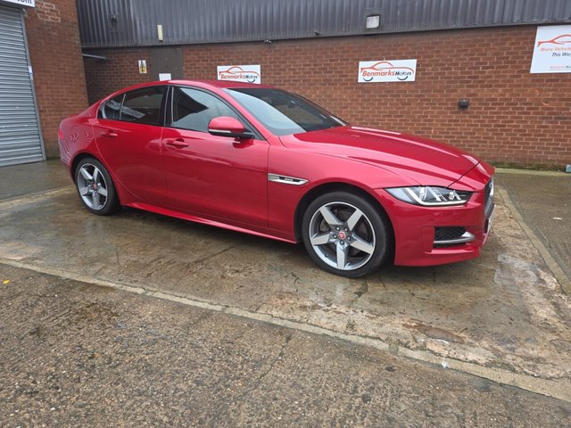 2016 JAGUAR XE - Photo 3