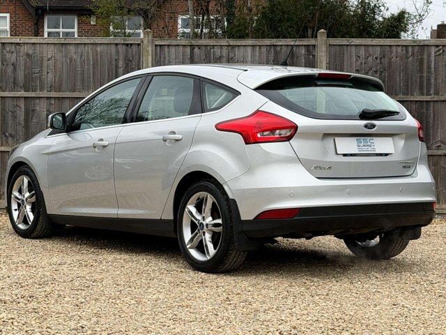2016 Ford Focus - Photo 3