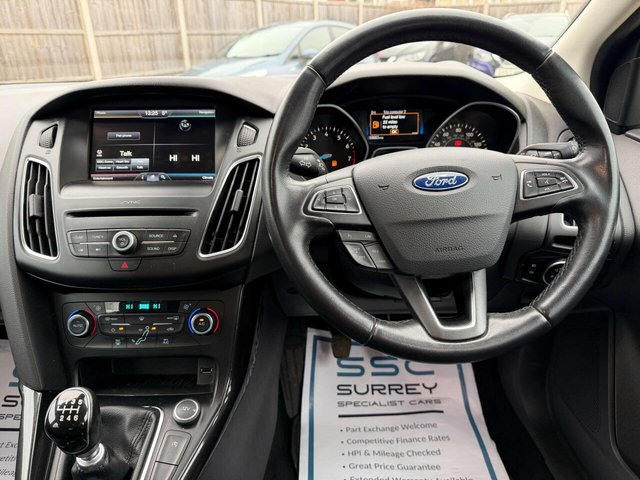2016 Ford Focus - Photo 7