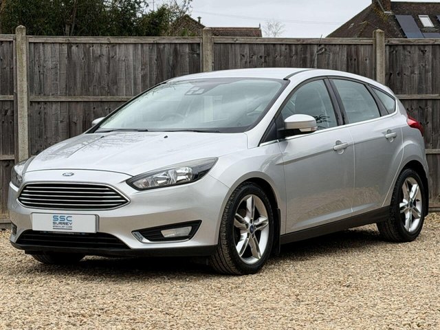 2016 Ford Focus - Photo 2