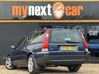 USED 2006 56 VOLVO V70 2.4 SE Estate 5dr Petrol Manual (221 g/km, 170 bhp) 1 OWNER FROM NEW + FULL VOLVO SERVICE HISTORY (18 VOLVO STAMPS) + ULTRA LOW MILEAGE 34K + FINISHED IN BARENTS BLUE WITH FULL BLACK LEATHER SEATS + WALNUT INTERIOR TRIM + ROOF RAILS + REAR PARKING SENSORS + CRUISE CONTROL + AIRCON + MULTIFUNCTIONAL STEERING WHEEL + 17" ALLOY WHEELS + ULEZ COMPLIANT + HPI CLEAR + 2 KEYS