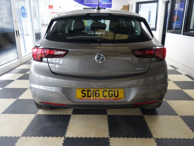 2016 VAUXHALL ASTRA - Photo 7