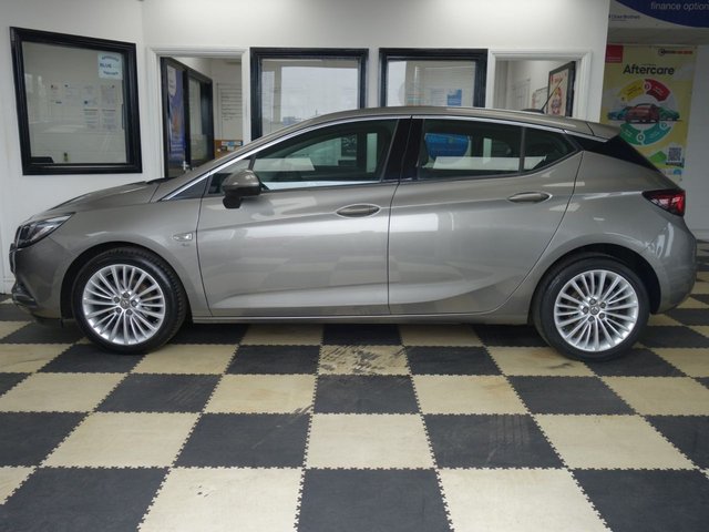 2016 VAUXHALL ASTRA - Photo 9