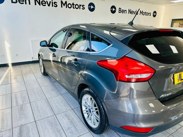 2017 FORD FOCUS - Photo 5