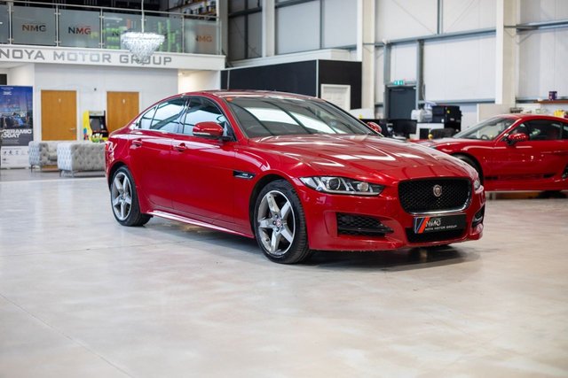 2018 Jaguar Xe 2L R-Sport 4dr - Photo 8