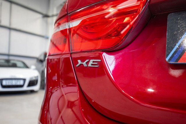 2018 Jaguar Xe 2L R-Sport 4dr - Photo 11