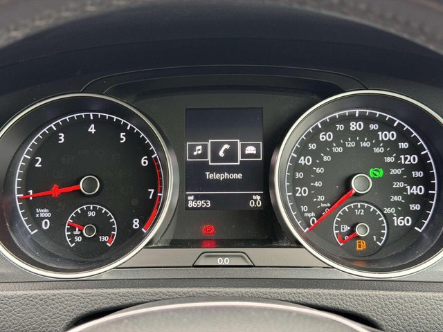 2017 Volkswagen Golf - Photo 8