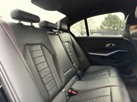 USED 2020 20 BMW 3 SERIES 3.0 M340i Saloon 4dr Petrol Auto xDrive Euro 6 (s/s) (374 ps) 2 OWNERS + FINISHED IN BLACK SAPPHIRE WITH BLACK VERNASCA LEATHER SEATS + SHADOWLINE PLUS PACK + REVERSE CAMERA + APPLE CARPLAY + HEATED SEATS + DAB RADIO + BLUETOOTH + SUN PROTECTION GLAZING + PRIVACY GLASS + BLUE CALIPERS + HPI CLEAR + 2 KEYS