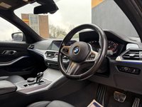 USED 2020 20 BMW 3 SERIES 3.0 M340i Saloon 4dr Petrol Auto xDrive Euro 6 (s/s) (374 ps) 2 OWNERS + FINISHED IN BLACK SAPPHIRE WITH BLACK VERNASCA LEATHER SEATS + SHADOWLINE PLUS PACK + REVERSE CAMERA + APPLE CARPLAY + HEATED SEATS + DAB RADIO + BLUETOOTH + SUN PROTECTION GLAZING + PRIVACY GLASS + BLUE CALIPERS + HPI CLEAR + 2 KEYS