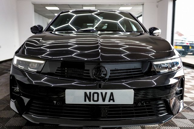 2024 Vauxhall Astra 1.6L Ultimate 5dr - Photo 8