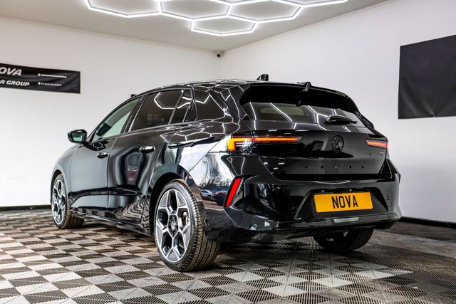 2024 Vauxhall Astra 1.6L Ultimate 5dr - Photo 12