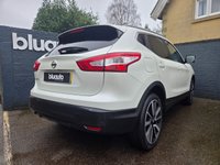 USED 2017 17 NISSAN QASHQAI 1.2 DIG-T Tekna SUV 5dr Petrol XTRON 2WD Euro 6 (s/s) (115 ps) Dual zone climate control, Panoramic sunroof, Satellite navigation, cruise control, Bluetooth connectivity for calls and music, Leather Heated Seats, Electric Drivers Seat, USB input, Lane departure warning, Keyless entry, Keyless drive, Auto wipers, Power folding wingmirrors, Rear tinted windows, DAB radio, LED daytime running lights, Rear parking camera, Front & Rear parking sensors, Auto xenon headlights, 19" Alloy wheels.