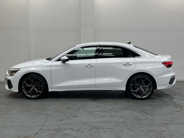 2022 AUDI A3 1.0 TFSI 30 S line Saloon 4dr Petrol Manual Euro 6 (s/s) (110 ps) - Photo 5