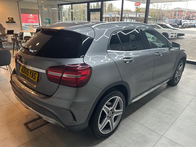 Mercedes-Benz GLA 1.6 GLA200 AMG Line (Premium) 7G-DCT Euro 6 (s/s) 5dr - Photo 10