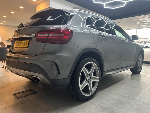 Mercedes-Benz GLA 1.6 GLA200 AMG Line (Premium) 7G-DCT Euro 6 (s/s) 5dr - Photo 5