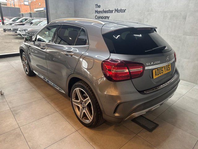 Mercedes-Benz GLA 1.6 GLA200 AMG Line (Premium) 7G-DCT Euro 6 (s/s) 5dr - Photo 2