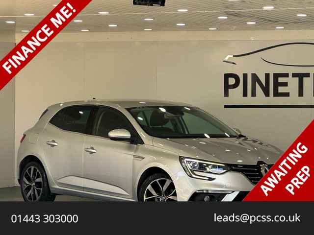 View our RENAULT MEGANE