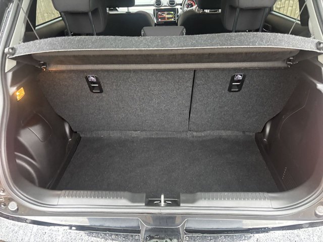 2020 SUZUKI SWIFT - Photo 9