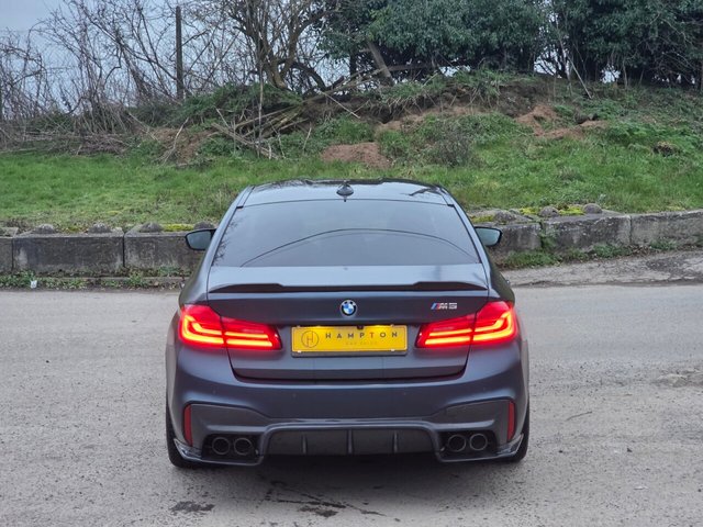 2018 BMW M5 - Photo 9