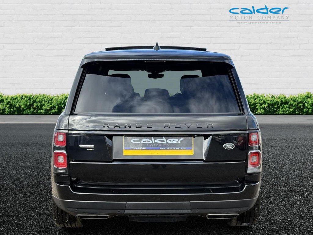 USED 2020 70 LAND ROVER RANGE ROVER 2.0 P400e 13.1kWh Westminster Black SUV 5dr Petrol Plug-in Hybrid Auto 4WD Euro 6 (s/s) (404 ps) TRIPLE BLACK+OPENING PANROOF