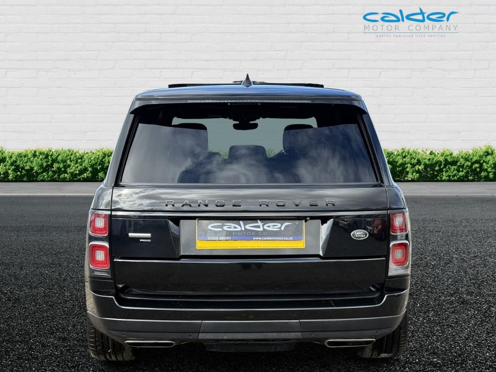 USED 2020 70 LAND ROVER RANGE ROVER 2.0 P400e 13.1kWh Westminster Black SUV 5dr Petrol Plug-in Hybrid Auto 4WD Euro 6 (s/s) (404 ps) TRIPLE BLACK+OPENING PANROOF