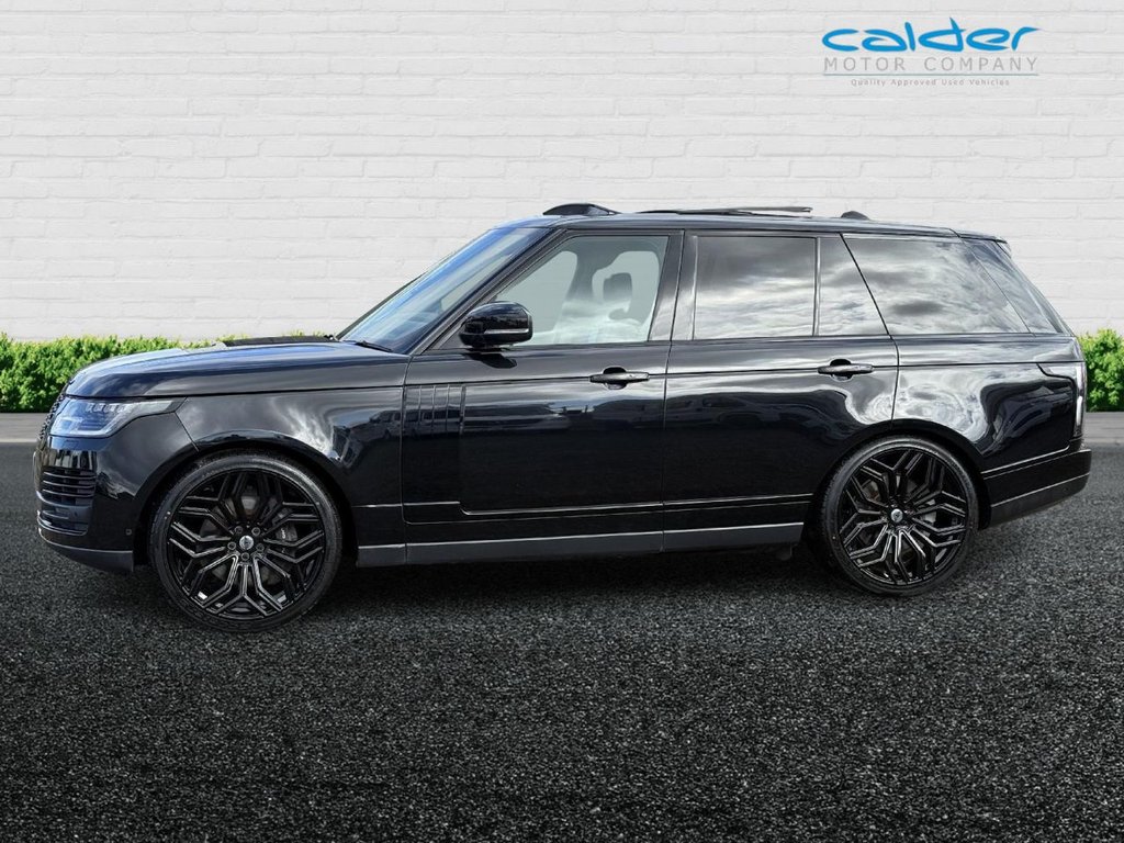 USED 2020 70 LAND ROVER RANGE ROVER 2.0 P400e 13.1kWh Westminster Black SUV 5dr Petrol Plug-in Hybrid Auto 4WD Euro 6 (s/s) (404 ps) TRIPLE BLACK+OPENING PANROOF
