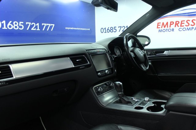 2015 VOLKSWAGEN TOUAREG - Photo 8