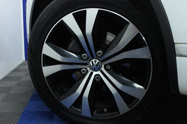 2015 VOLKSWAGEN TOUAREG - Photo 5