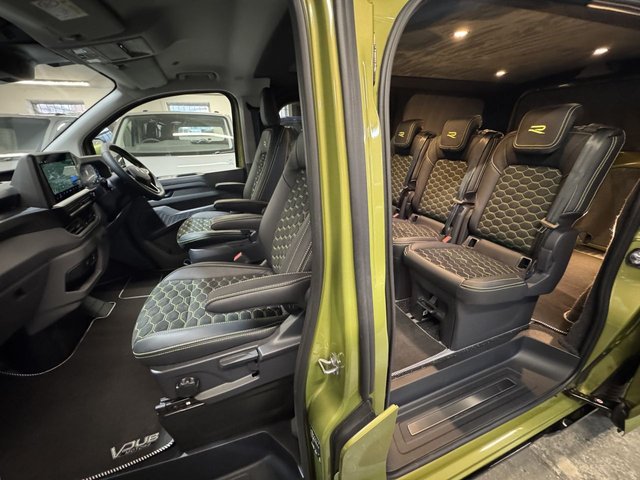 2025 VOLKSWAGEN TRANSPORTER - Photo 2