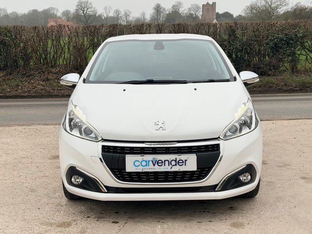 2016 Peugeot 208 1.2L Allure 3dr - Photo 8