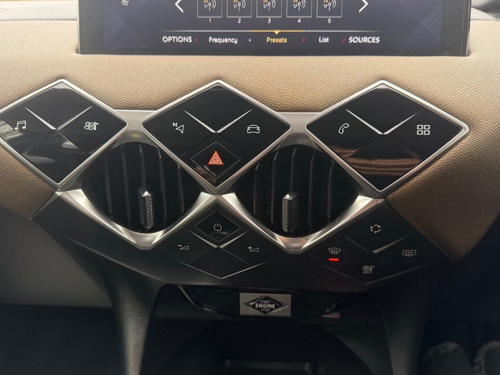 USED 2020 20 DS AUTOMOBILES DS 3 CROSSBACK 1.5 BlueHDi Prestige Crossback 5dr Diesel Manual Euro 6 (s/s) (100 ps) |Rear & Front Sensors|SatNav|Apple CarPlay/Android Auto|Cruise|