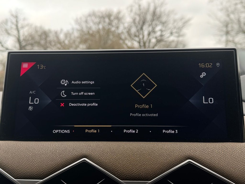 USED 2020 20 DS AUTOMOBILES DS 3 CROSSBACK 1.5 BlueHDi Prestige Crossback 5dr Diesel Manual Euro 6 (s/s) (100 ps) |Rear & Front Sensors|SatNav|Apple CarPlay/Android Auto|Cruise|