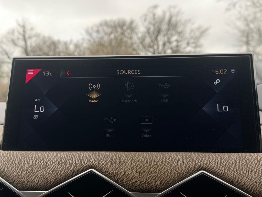 USED 2020 20 DS AUTOMOBILES DS 3 CROSSBACK 1.5 BlueHDi Prestige Crossback 5dr Diesel Manual Euro 6 (s/s) (100 ps) |Rear & Front Sensors|SatNav|Apple CarPlay/Android Auto|Cruise|