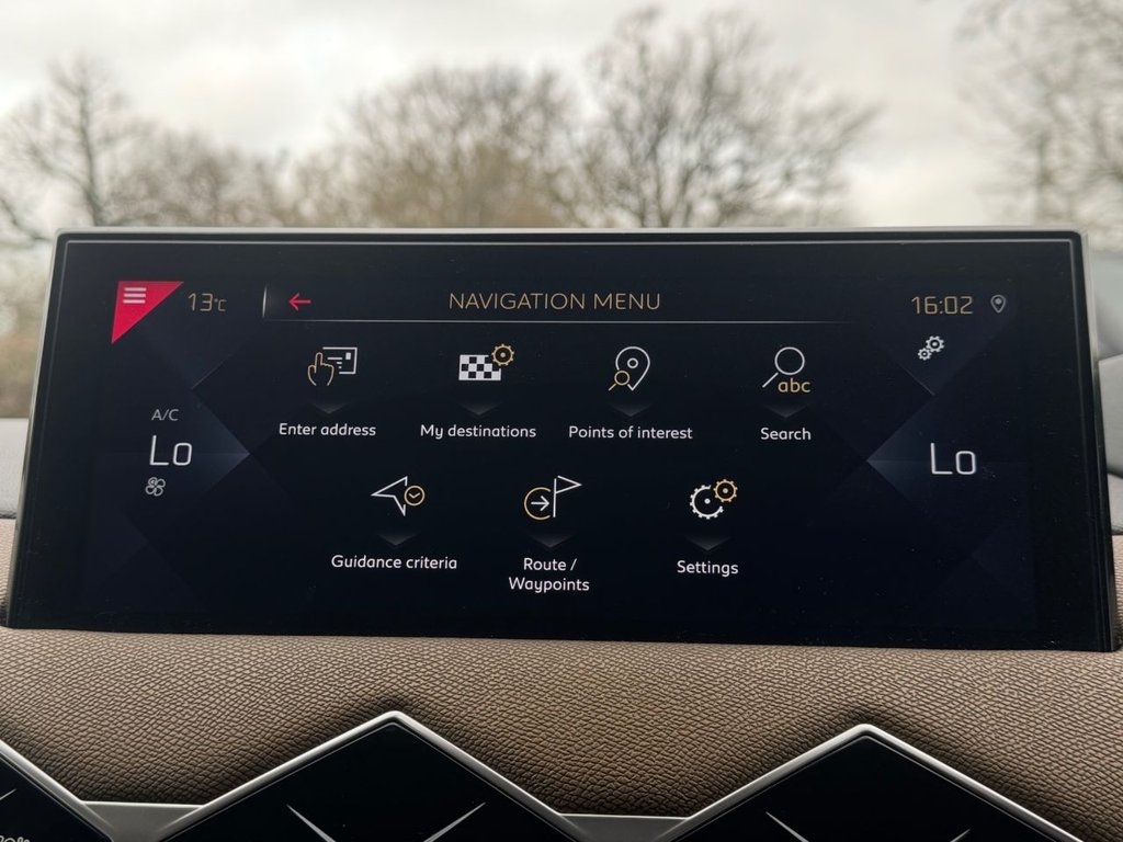 USED 2020 20 DS AUTOMOBILES DS 3 CROSSBACK 1.5 BlueHDi Prestige Crossback 5dr Diesel Manual Euro 6 (s/s) (100 ps) |Rear & Front Sensors|SatNav|Apple CarPlay/Android Auto|Cruise|