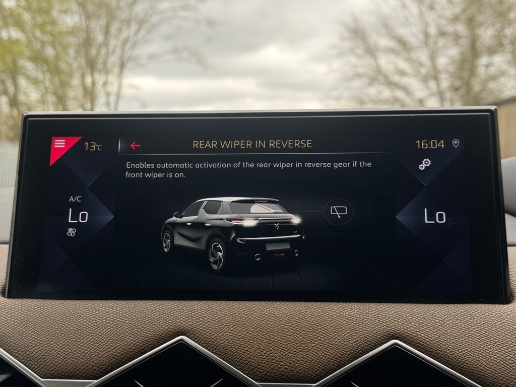 USED 2020 20 DS AUTOMOBILES DS 3 CROSSBACK 1.5 BlueHDi Prestige Crossback 5dr Diesel Manual Euro 6 (s/s) (100 ps) |Rear & Front Sensors|SatNav|Apple CarPlay/Android Auto|Cruise|