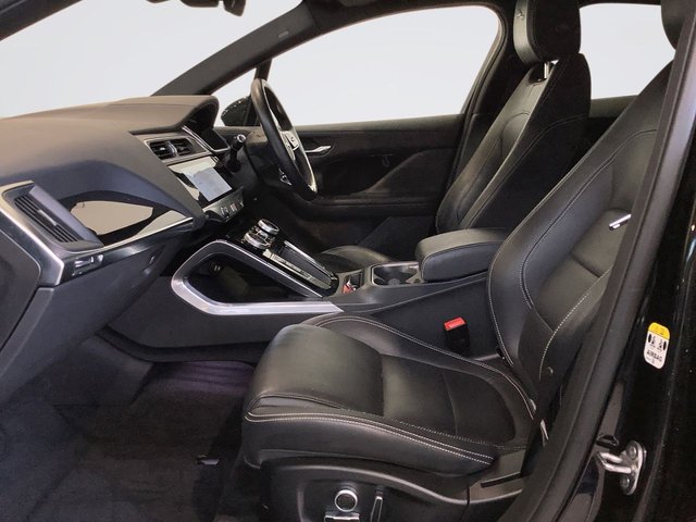 2021 Jaguar I-Pace - Photo 12