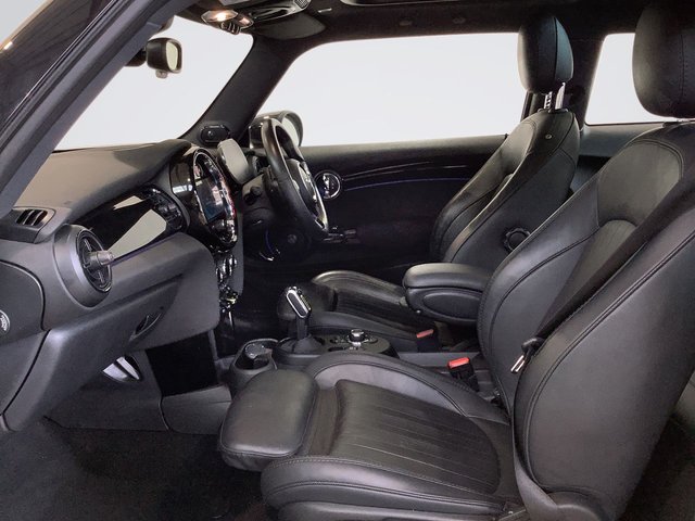 2022 MINI Electric Hatch - Photo 12