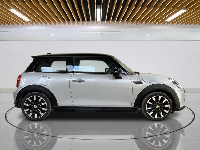 2022 MINI Electric Hatch - Photo 9